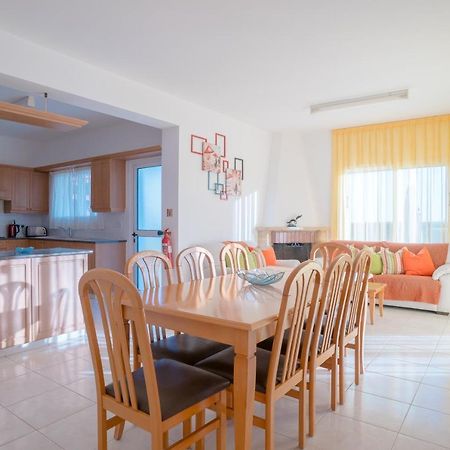 Bella Katerina By Prestige Bookings Coral Bay Exterior foto