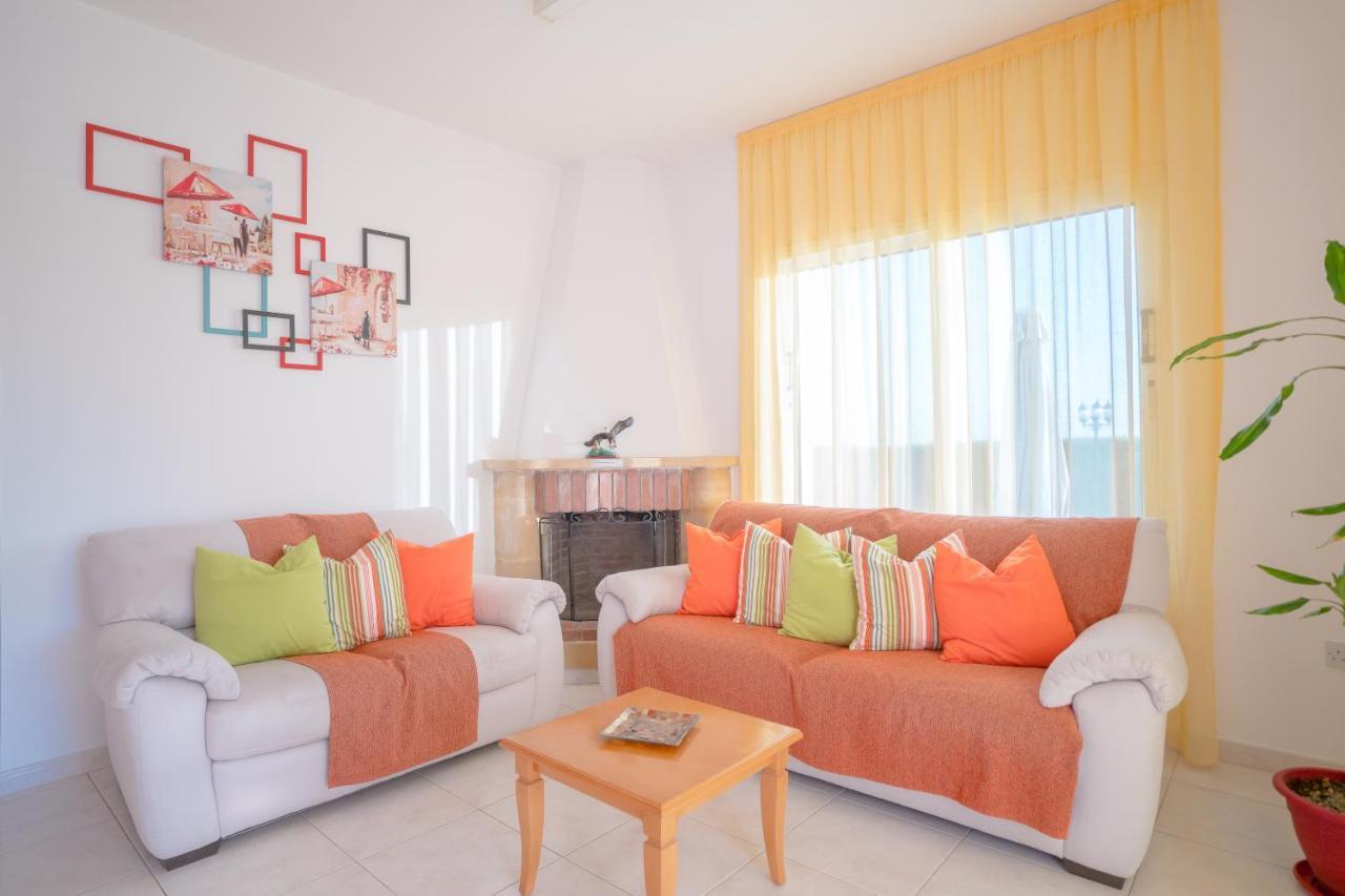 Bella Katerina By Prestige Bookings Coral Bay Exterior foto