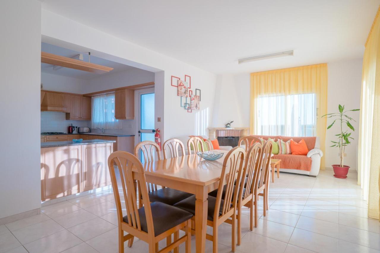 Bella Katerina By Prestige Bookings Coral Bay Exterior foto