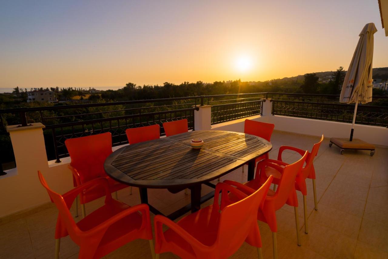 Bella Katerina By Prestige Bookings Coral Bay Exterior foto